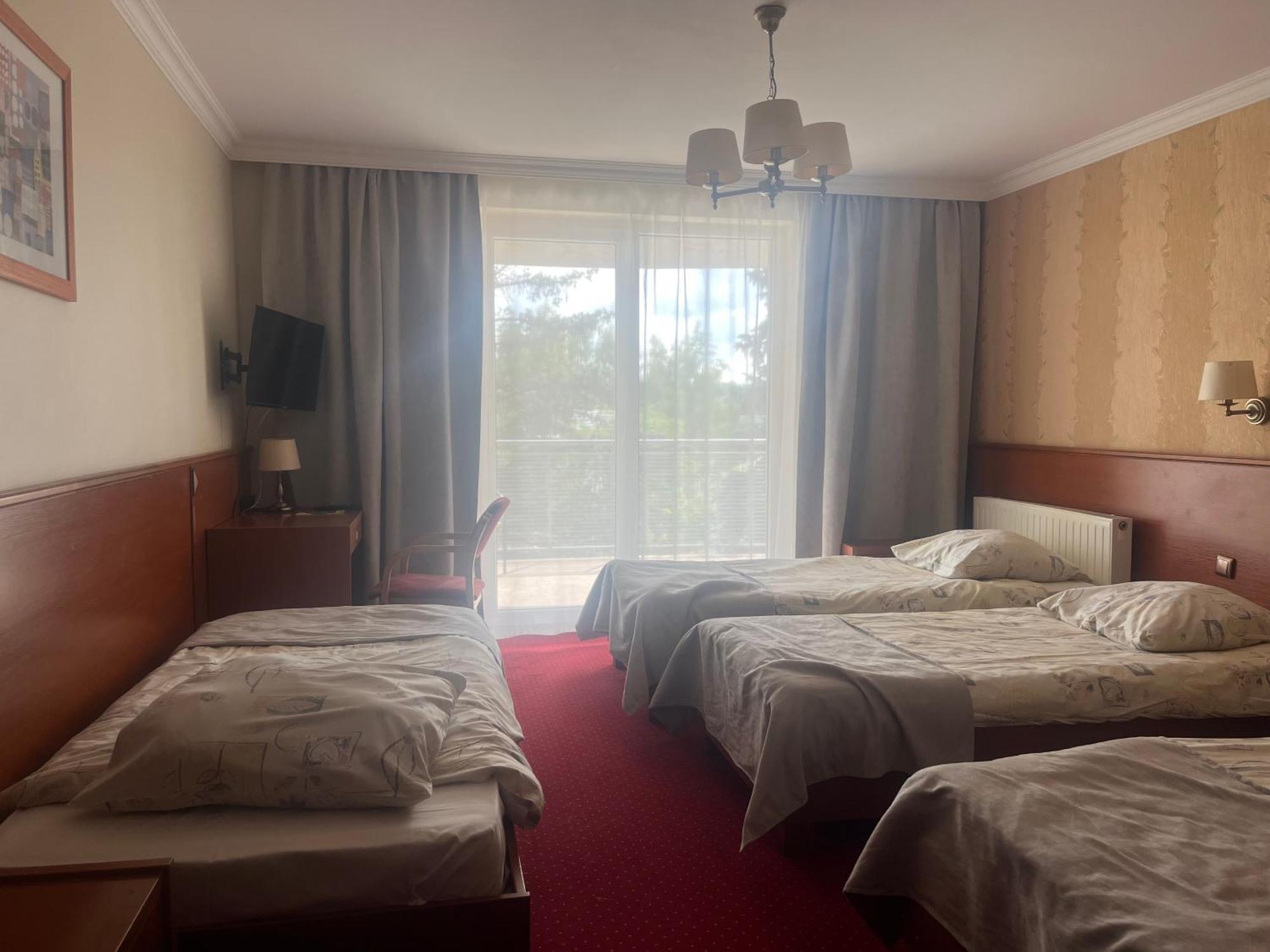 Hotel Albatros Serwy Zewnętrze zdjęcie